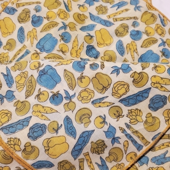 Vtg set of 6 MCM Mushroom vegetables table linens Napkins - Picture 7 of 8